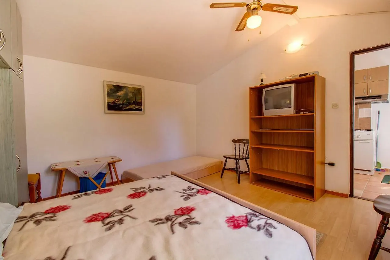 Apartment House Verica Veli Losinj